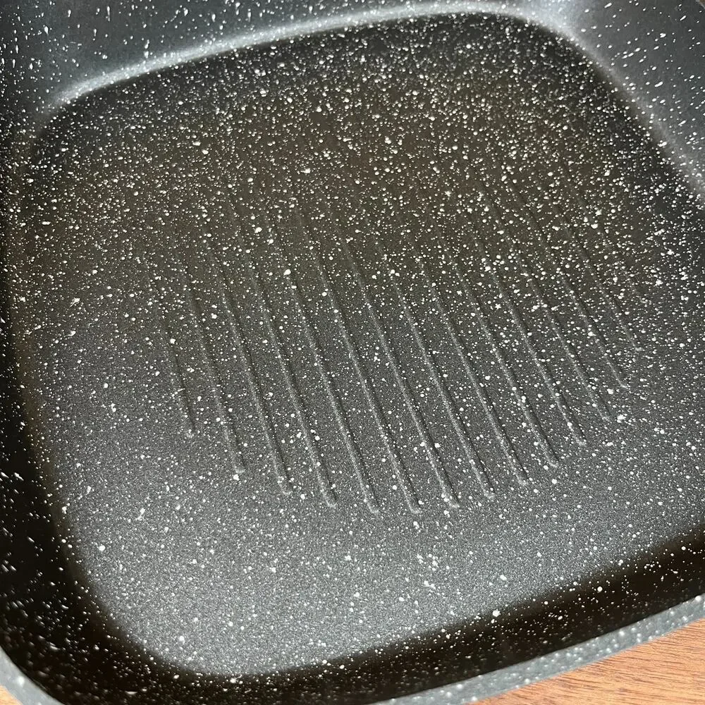 Black Speckled Aluminum Non-Stick 9.5